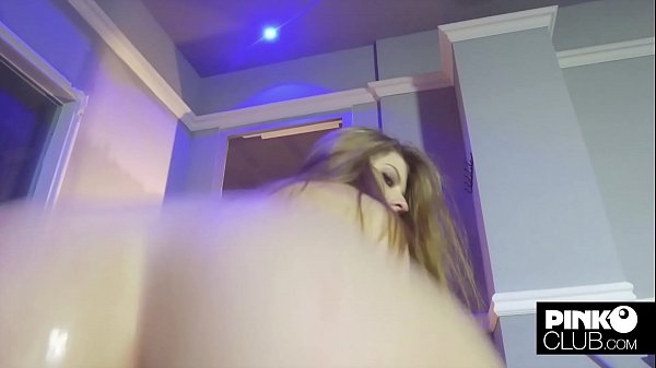 Sextape di Rebecca Monin che vuole prenderlo nel culo