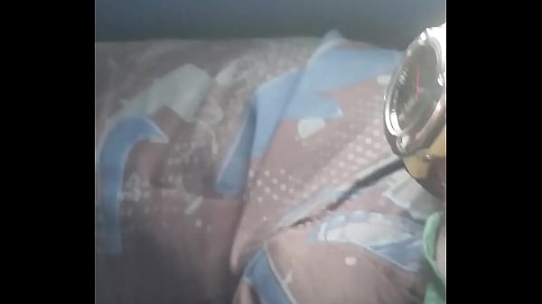 Me deixou tocar no pau dentro do &ocirc;nibus