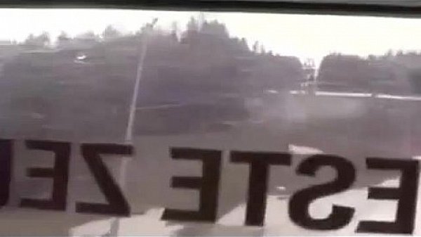 Amateur wife gives oral relief 03