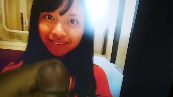 crot dan ludahin Thania