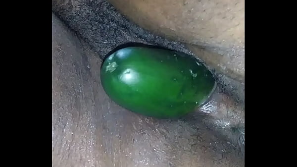 bbw screaming on cucumber