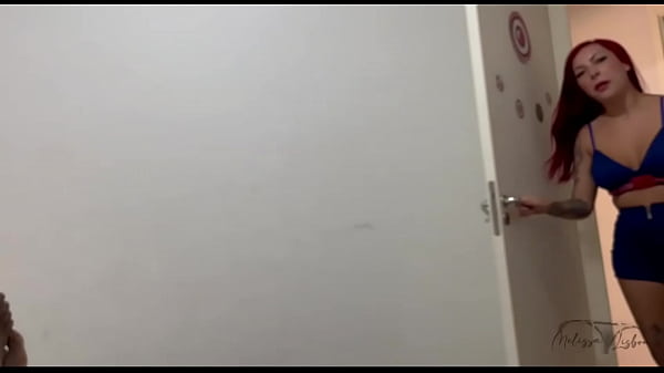 Deixei a buceta cheia de leite para o corno chupar quando chegar