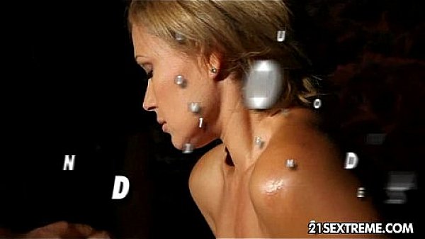 The Camp - The Right Attitude - Szilvia Lauren 