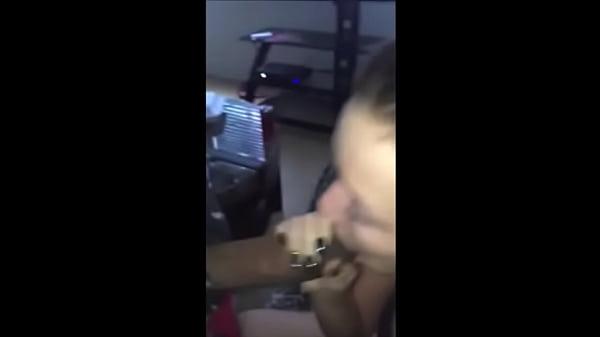 she suckin me good 1  