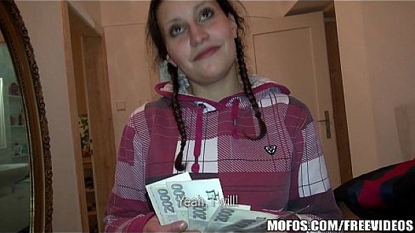 Pretty Czech student is picked up in a coffee shop & paid to fuck