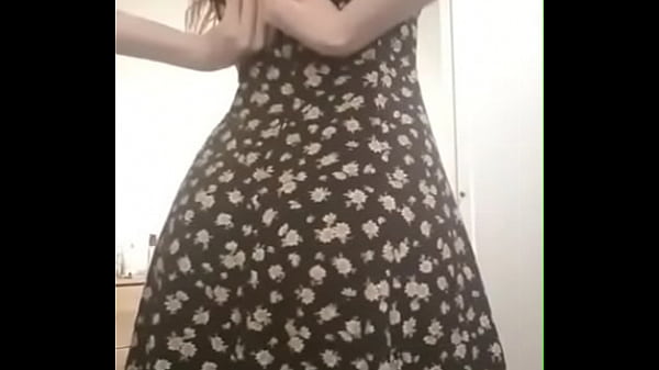 Amateur Girl in Summer dress on  - Livebaes.com