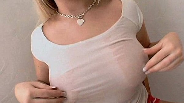 Wet pink Sophie Dee's perfect pussy 1.1