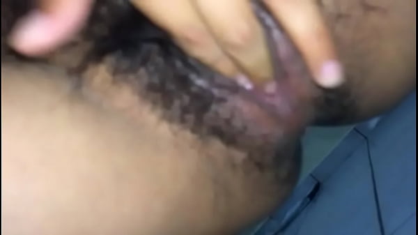 Masturb&aacute;ndose