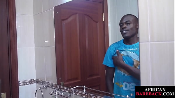 Skinny ebony amateur masturbates on the chair