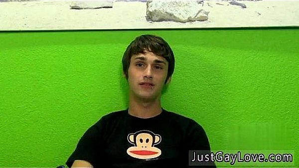 Emo male sex movies Robbie and Ryker have stiff meatpipes and