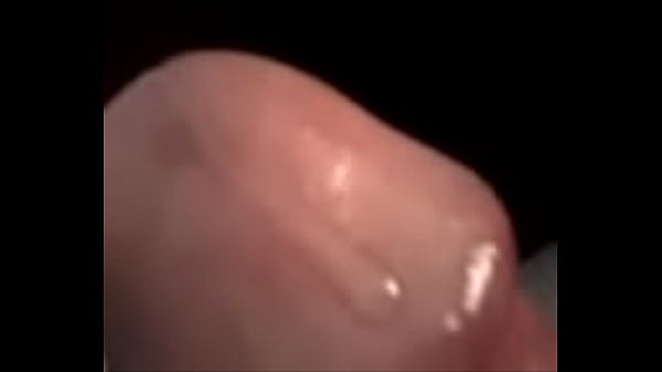 Fat head with thick rim oozes precum 