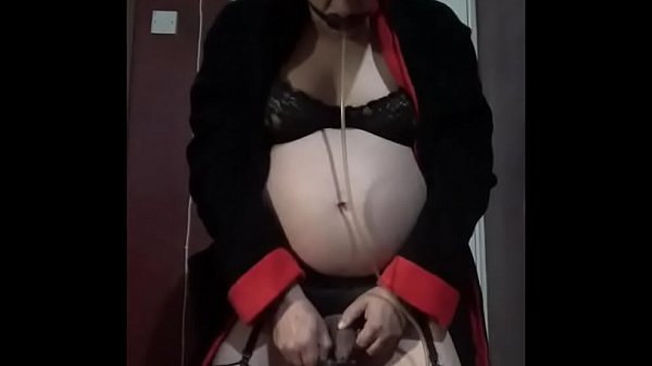 mark wright the crossdressing sissy wants to d. piss 