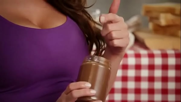 Lucy Pinder - Lynx Dry - licking makes me prematurely perspire