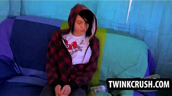 Horny emo twink Roxy Red sucking on a hard cock