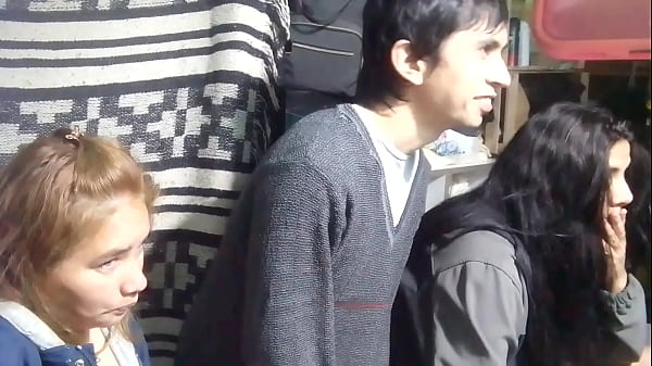 Aveces cuando no tiene nada que hacer viene nuestra amiga a hacer shows por camara