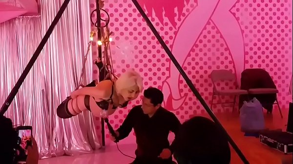 Cincuenta sombras m&aacute;s oscuras