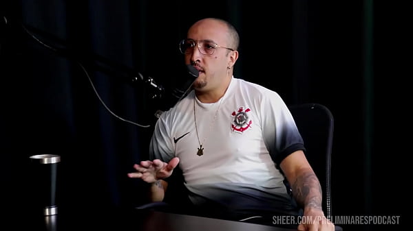 COMPILADO DA THIAGO BAR&Atilde;O NO PRELIMINARES PODCAST COM BIA HOT (WATCH ON: SHEER/RED)