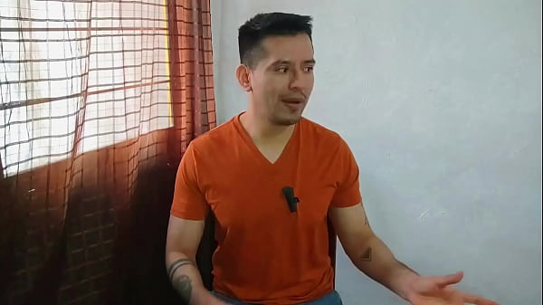 Pareja de esposos cumplen su fantasia de ser penetrados por su mejor amigo hetero! 20cm 