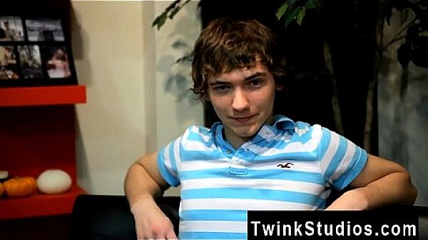 Gay boy sports Josh Bensan is a charismatic young man from Ohio. He  