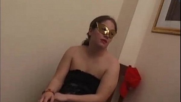 Italian girl masturbates pussy and ass - amateur porn Italian very real