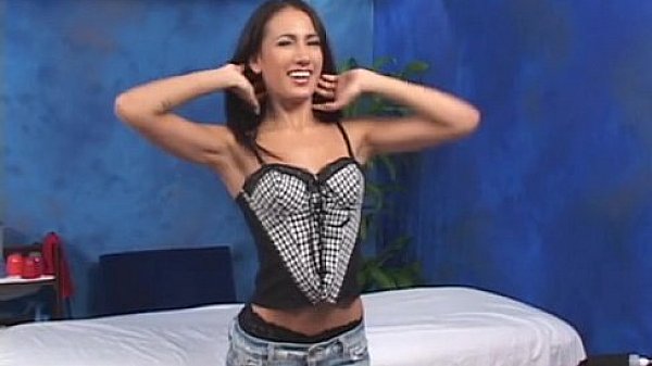 Sultry blondie enjoys hard shlong