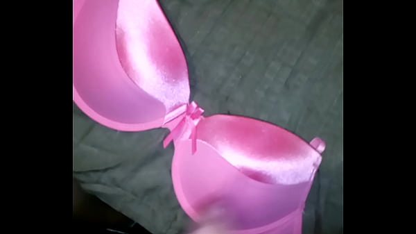 jerking off  bra 