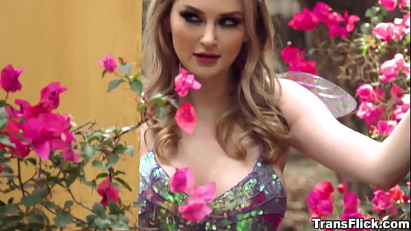 Beautiful fairy Bunny Colby wants nothing but a dick 