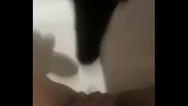 La Camila se autocomplace