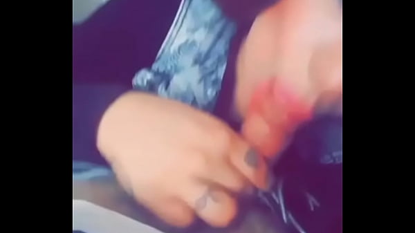 Disfruta de chupar y le encanta que la grave