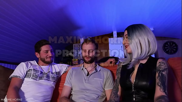 Maxime Horns - First bisexual gay threesome bareback french HARDCORE 