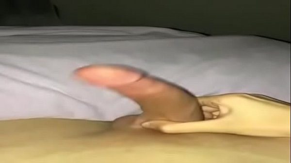 dura en la cama masturbacion  
