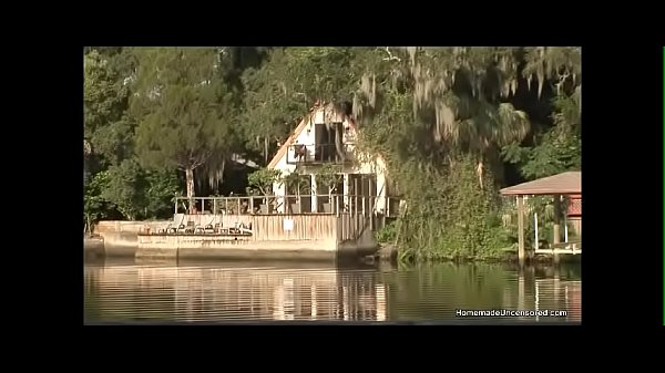 Bikini babe toying on backseat  