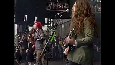 &Eacute; um show em 1996 que ocorreu no festival pinkpop  