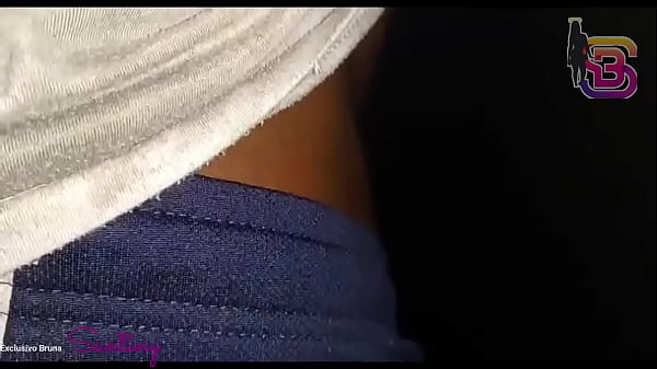 Liberei meu marido para colocar o pau no Glory Hole