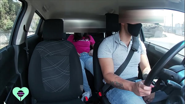 Esta hermosa chica me regalo un video incre&iacute;ble y no se dio cuenta, me encantaron sus tetas y vagina rasurada  