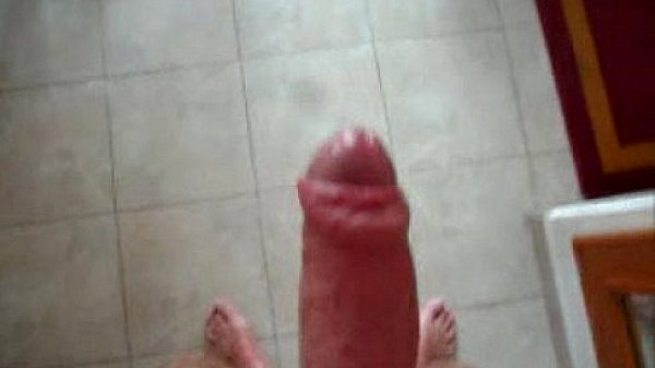 fingering granny's gaping cunt