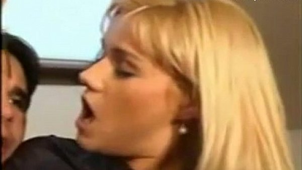 Great body on slut that loves anal sex