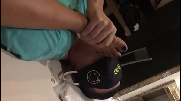 P&eacute;s da Jalali