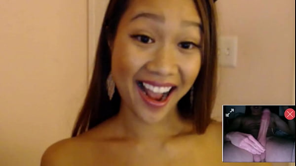 Camgirls Reactions to Big Cock 2