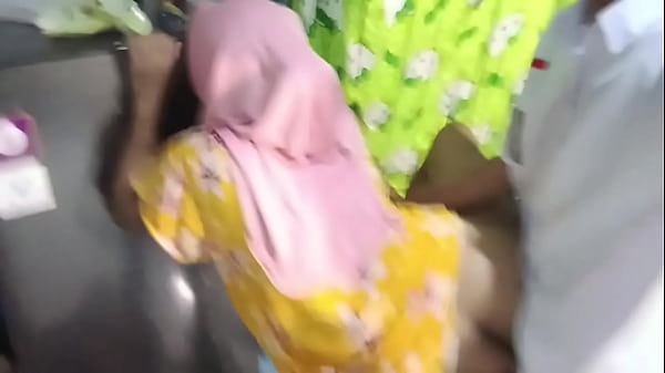 Ngentot dulu sebelum berangkat sekolah