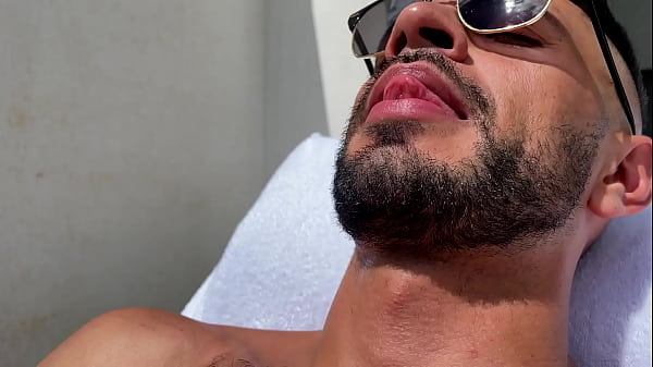 Free First mn of Room Se[r]vices