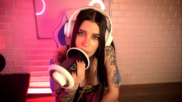 DEEP EYE CONTACT ASMR BAE  