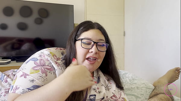 Lizren - Llamo a mi marido mientras se la chupo a su amigo