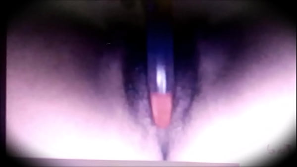 mi puta metiendo dildo 