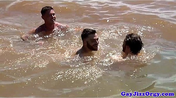 Gaysex hunks suck cock at the river