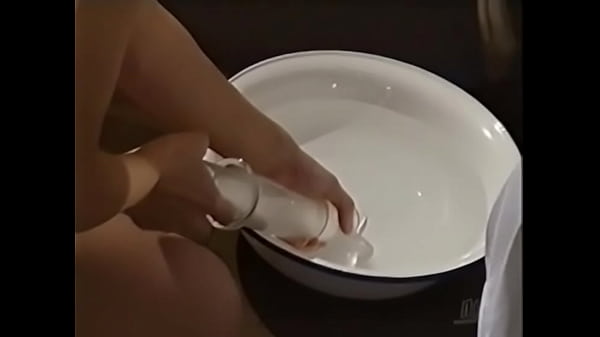 【ダイジェスト版】　エネマの天使タチⅢ[おしっこ･浣腸･ペニスバンド排泄]5分55秒45MB129kbps320x240