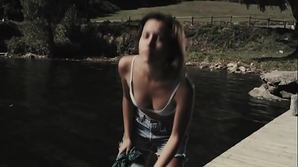 Ariadna Gaya Bayo sex scene in Winter Wonderlan