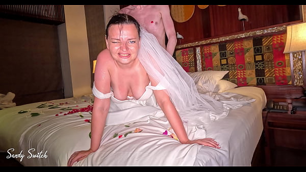 Sex with the bride at a real wedding: fuck me tender, fuck me sweet 
