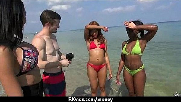 Wanna do sex for money 15