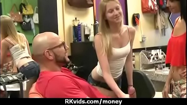 Wanna do sex for money 28